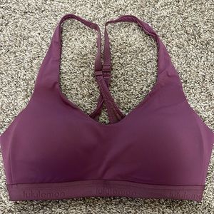 Lululemon adjustable sports bra